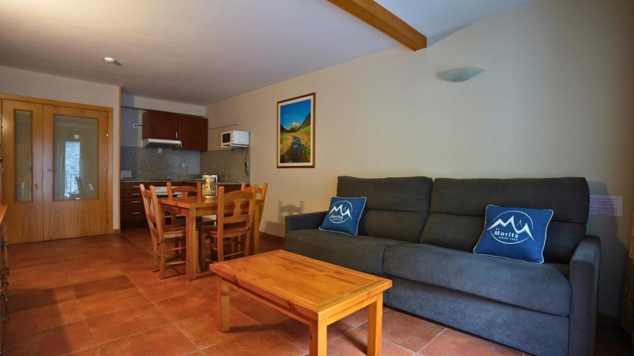 Apartaments Sant Moritz Arinsal Bagian luar foto