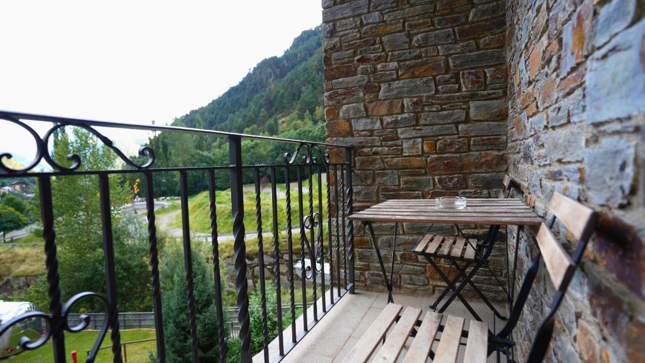 Apartaments Sant Moritz Arinsal Bagian luar foto