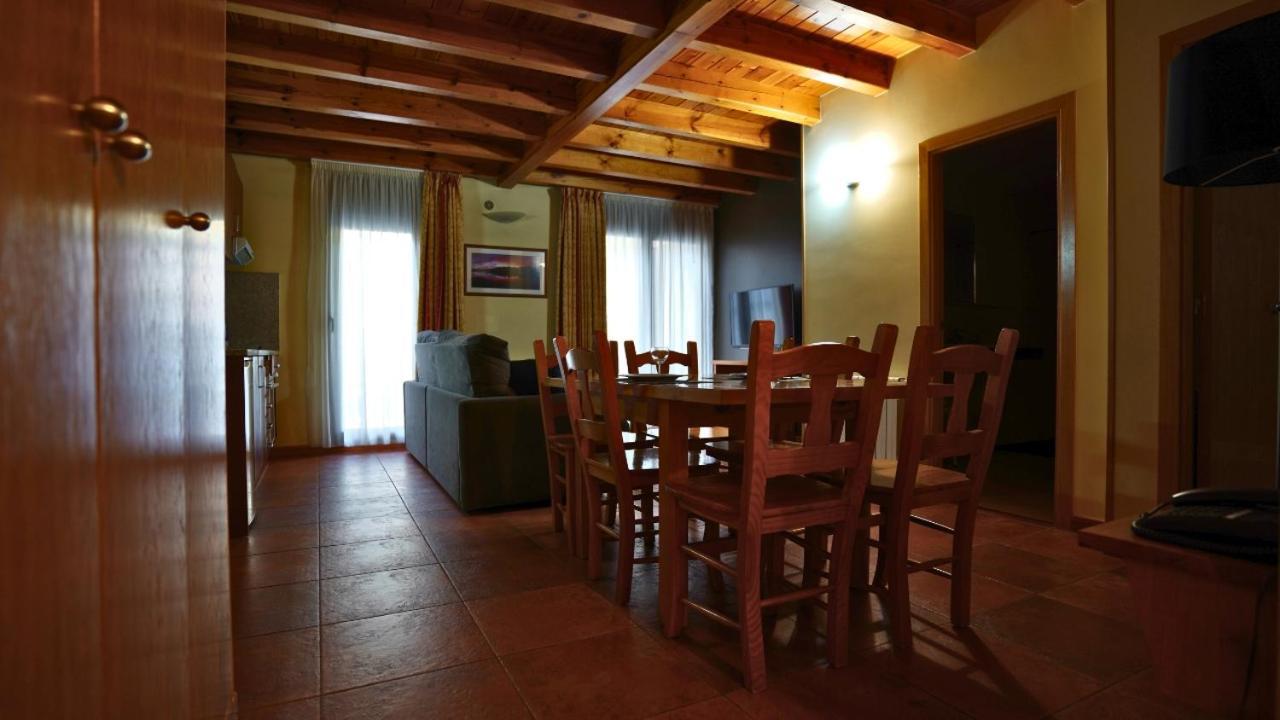 Apartaments Sant Moritz Arinsal Bagian luar foto