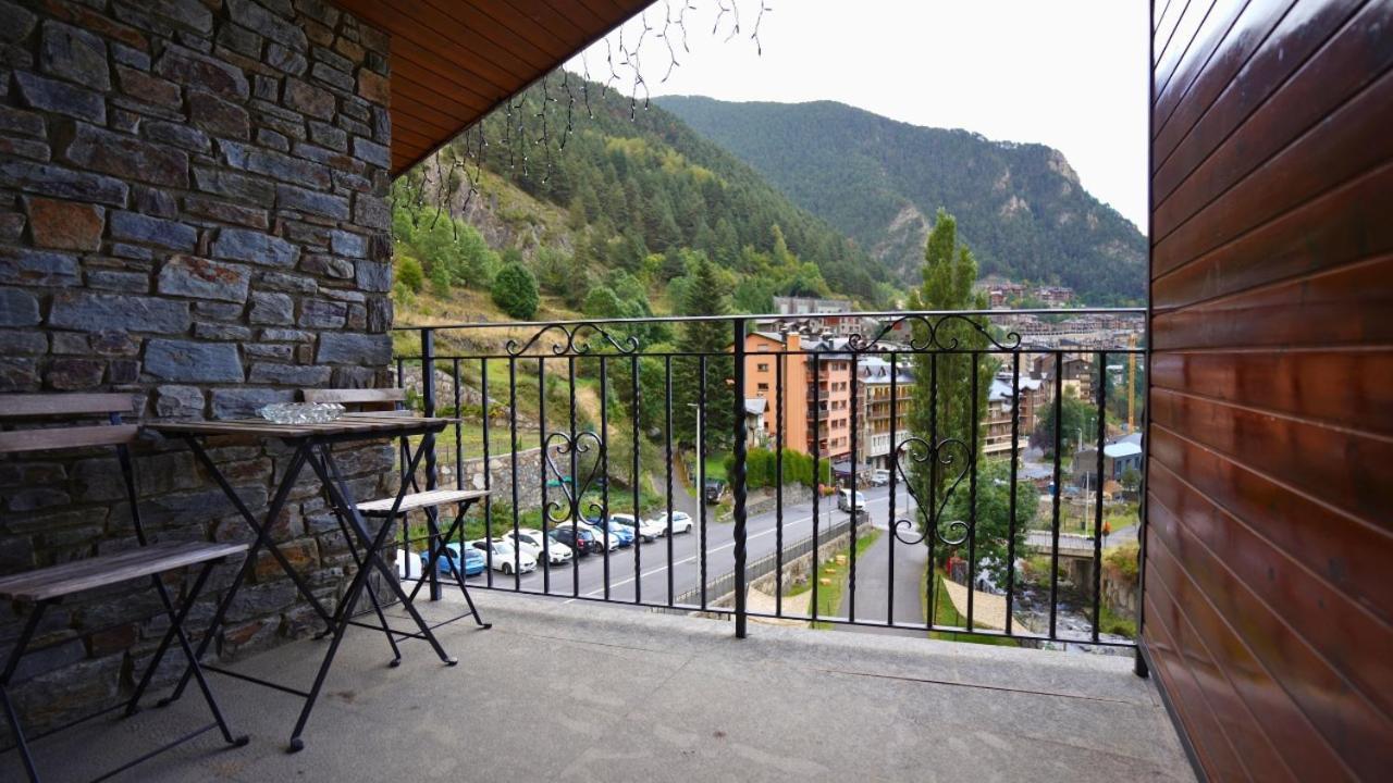 Apartaments Sant Moritz Arinsal Bagian luar foto