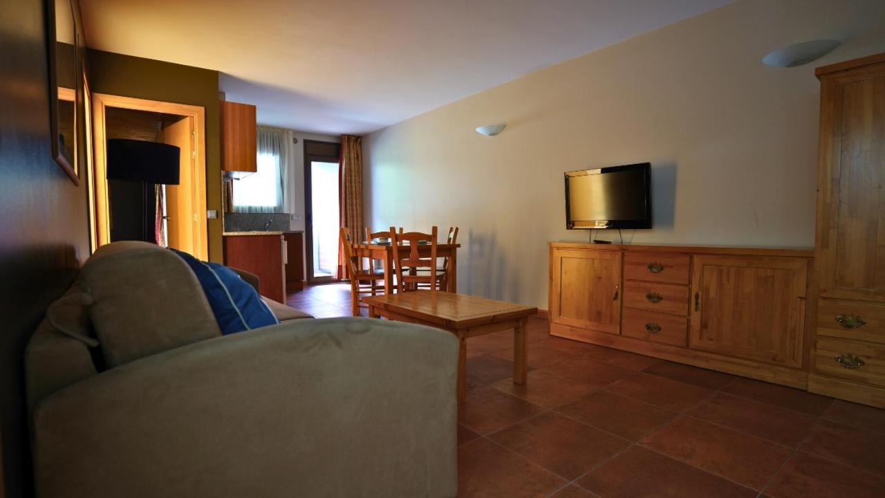 Apartaments Sant Moritz Arinsal Bagian luar foto