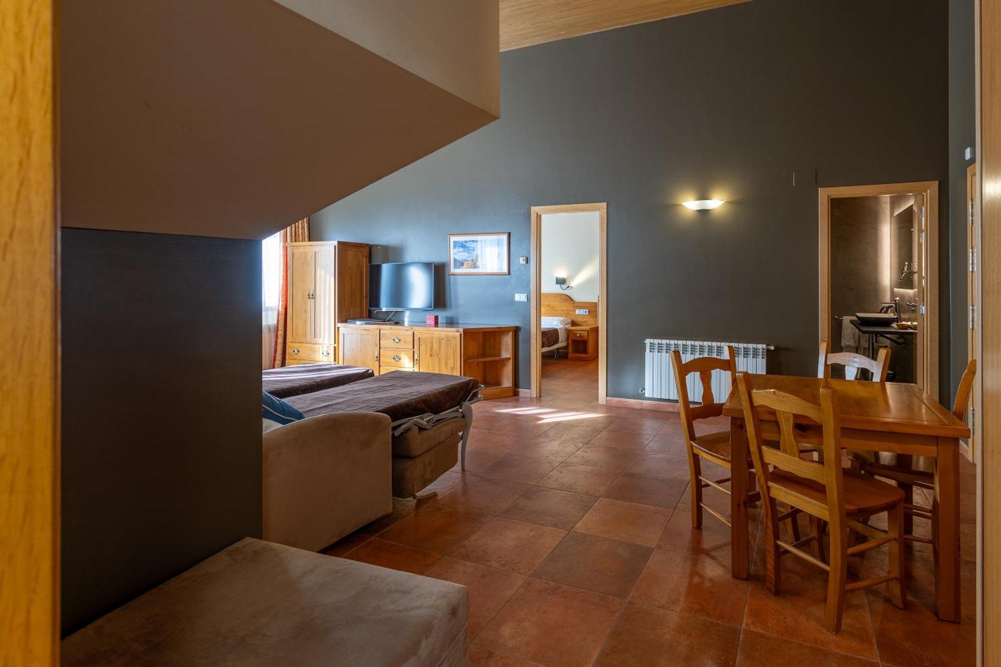 Apartaments Sant Moritz Arinsal Bagian luar foto