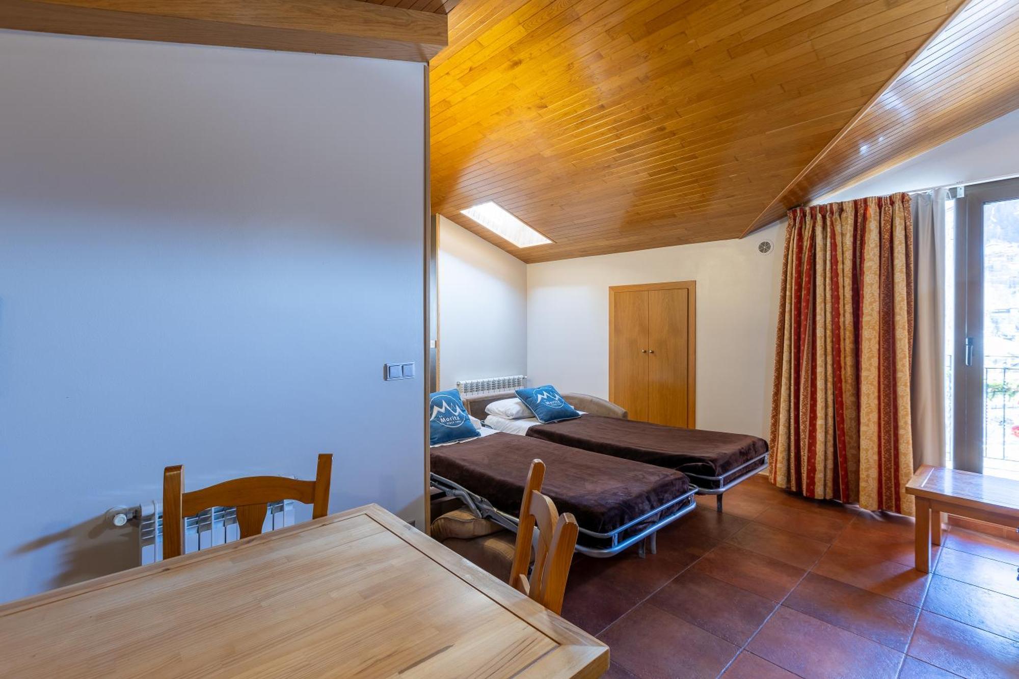 Apartaments Sant Moritz Arinsal Bagian luar foto