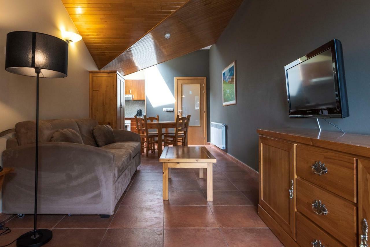 Apartaments Sant Moritz Arinsal Bagian luar foto