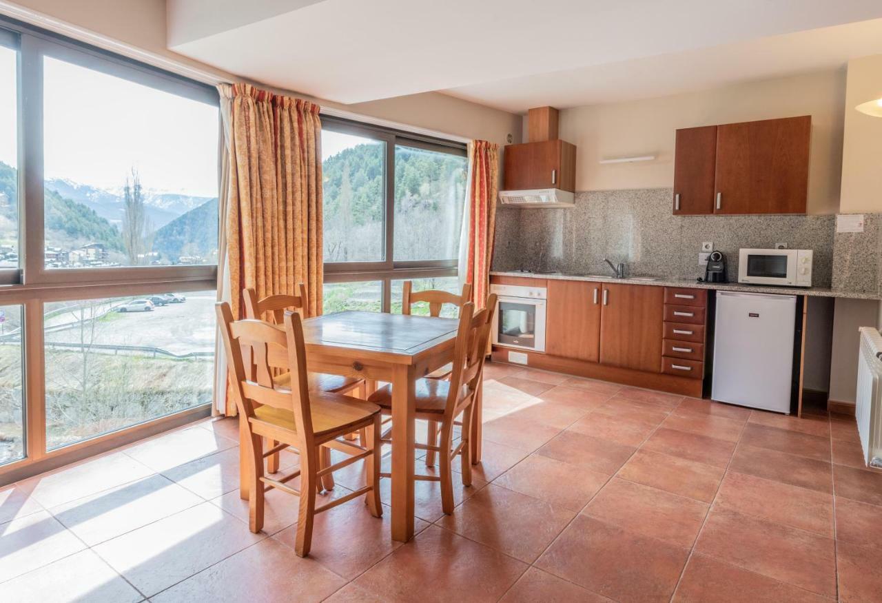 Apartaments Sant Moritz Arinsal Bagian luar foto